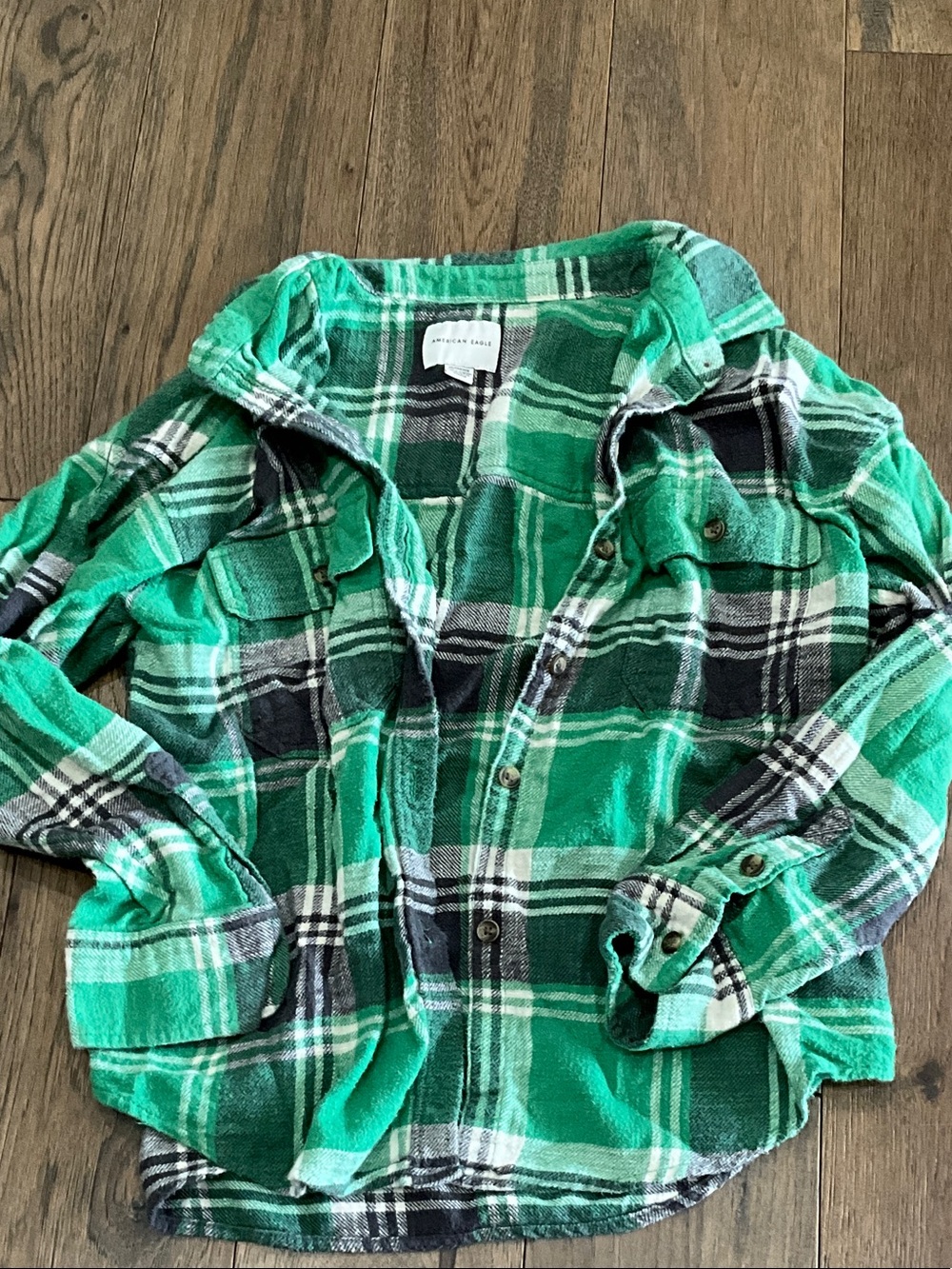 American Eagle Outfitters Green Plaid Button-Down Shirt - Woman